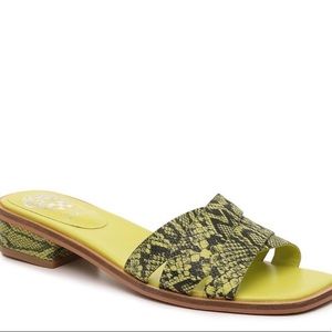 NEW VINCE CAMUTO SNAKE PRINT YDELLE SANDALS/ 7.5